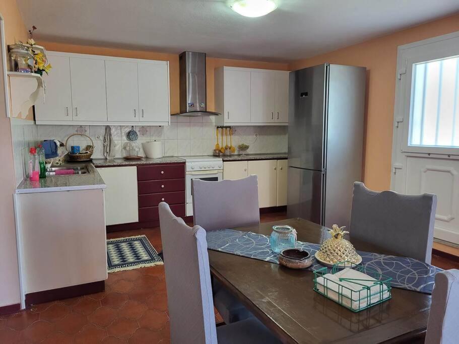 Afentis Apartment Agia Ermioni Екстер'єр фото