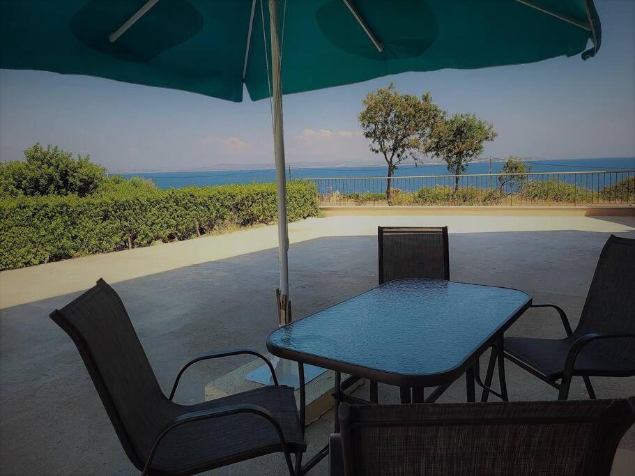 Afentis Apartment Agia Ermioni Екстер'єр фото